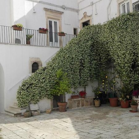 Casa Adele - Dimora Del 1700 Nel Centro Storico Panzió Martina Franca Kültér fotó